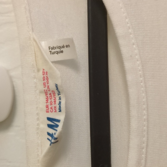 H&M Girl's 3/4 Sleeves Studded Top - Picture 3 of 5